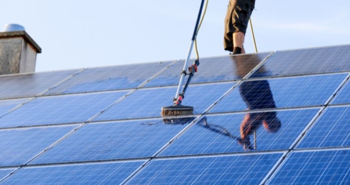 Quelques précautions lors de l'entretien de vos panneaux solaires